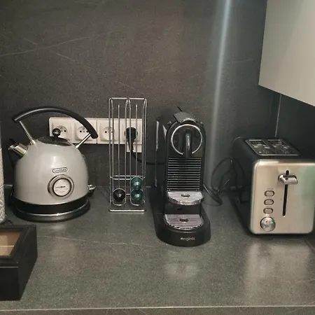 Studio En Plein Centre De Apartment Cannes